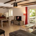 Bed & Breakfast Domaine Les Bachats