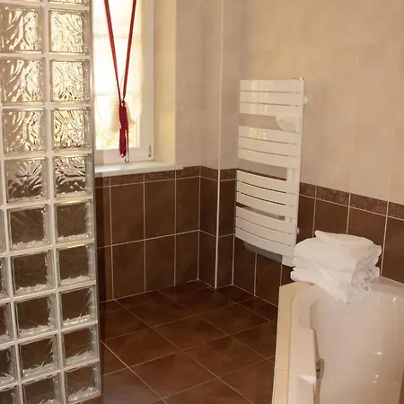 Domaine Les Bachats Bed & Breakfast