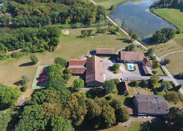 Domaine Les Bachats Отель типа 